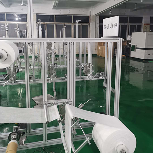 口罩生（shēng）產設備（bèi） N95三層口罩（zhào）機CWKN95